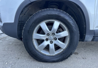 Подержанный автомобиль Kia Sorento 2012 года (14 фото)