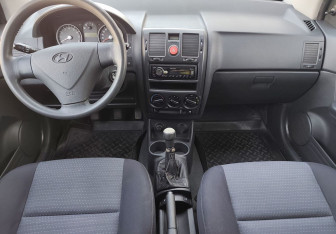Подержанный автомобиль Hyundai Getz 2008 года (10 фото)