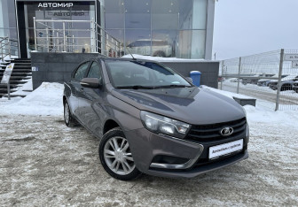 Подержанный автомобиль LADA (ВАЗ) Vesta Sedan 2019 года (3 фото)