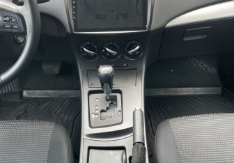 Подержанный автомобиль Mazda 3 Sedan 2012 года (11 фото)