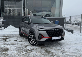 Подержанный автомобиль Changan CS35PLUS 2024 года (3 фото)