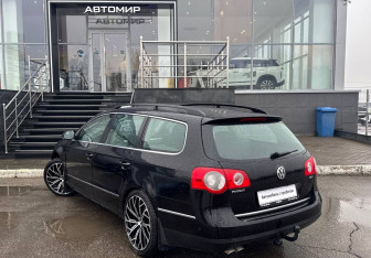 Подержанный автомобиль Volkswagen Passat Wagon 2007 года (7 фото)