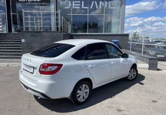 Подержанный автомобиль LADA (ВАЗ) Granta Liftback 2025 года (5 фото)