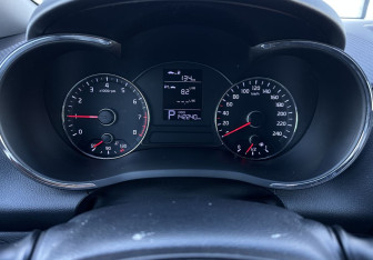 Подержанный автомобиль Kia Cerato Sedan 2015 года (9 фото)