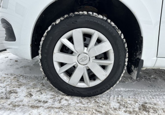 Подержанный автомобиль LADA (ВАЗ) Granta Sedan 2022 года (14 фото)