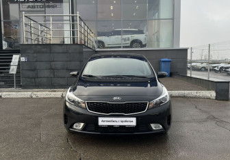 Подержанный автомобиль Kia Cerato Sedan 2018 года (2 фото)