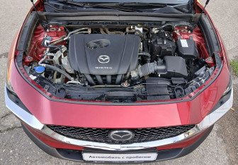 Подержанный автомобиль Mazda CX-30 2020 года (14 фото)