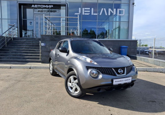 Подержанный автомобиль Nissan Juke 2013 года (3 фото)