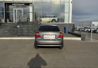 Подержанный автомобиль Chevrolet Aveo Sedan 2007 года (6 фото)