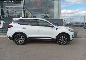 Подержанный автомобиль Chery Tiggo 7 Pro Max 2023 года (4 фото)