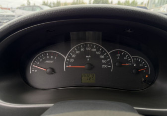 Подержанный автомобиль LADA (ВАЗ) Priora Sedan 2008 года (9 фото)