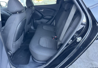 Подержанный автомобиль Hyundai ix35 2014 года (12 фото)