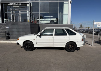 Подержанный автомобиль LADA (ВАЗ) 2114 2012 года (8 фото)