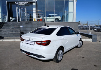 Подержанный автомобиль LADA (ВАЗ) Vesta Sedan 2024 года (5 фото)