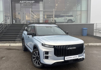 Подержанный автомобиль Jaecoo J7 2025 года (3 фото)