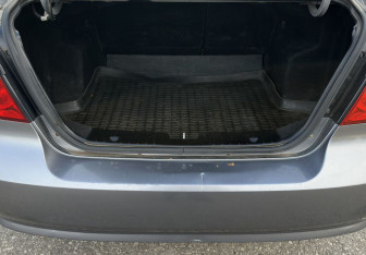 Подержанный автомобиль Chevrolet Aveo Sedan 2007 года (13 фото)