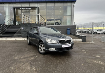 Подержанный автомобиль Skoda Octavia Wagon 2011 года (3 фото)
