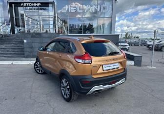 Подержанный автомобиль LADA (ВАЗ) XRAY 2019 года (7 фото)