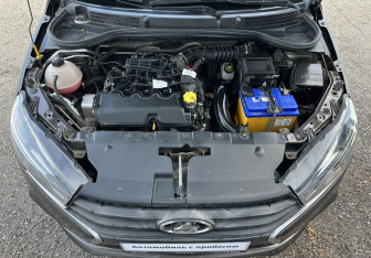 Подержанный автомобиль LADA (ВАЗ) Vesta Sedan 2018 года (13 фото)