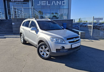 Подержанный автомобиль Chevrolet Captiva 2008 года (3 фото)