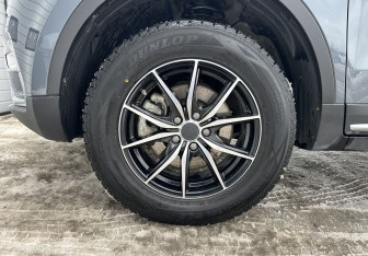 Подержанный автомобиль Geely Atlas 2021 года (14 фото)