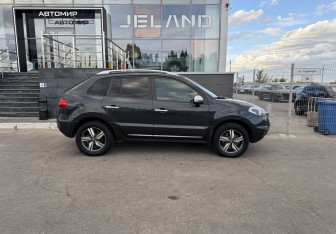 Подержанный автомобиль Renault Koleos 2013 года (4 фото)