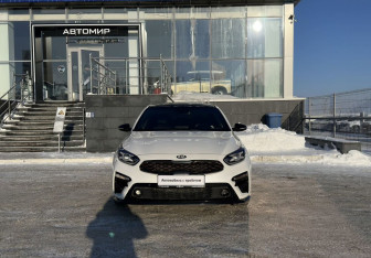 Подержанный автомобиль Kia Cerato Sedan 2021 года (2 фото)
