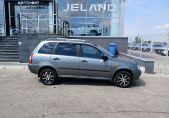 Подержанный автомобиль LADA (ВАЗ) Kalina Wagon 2009 года (4 фото)