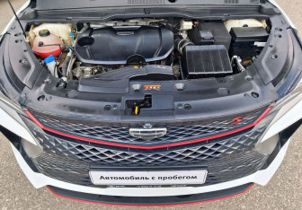 Подержанный автомобиль Geely Coolray 2024 года (13 фото)