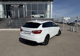 Подержанный автомобиль LADA (ВАЗ) Vesta Wagon 2021 года (5 фото)