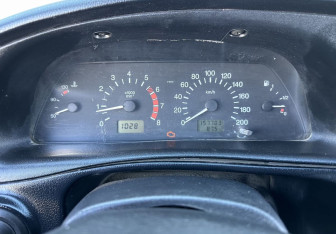 Подержанный автомобиль Chevrolet Niva 2008 года (9 фото)