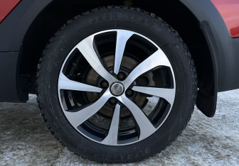 Подержанный автомобиль LADA (ВАЗ) Vesta Wagon 2021 года (14 фото)