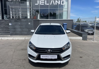 Подержанный автомобиль LADA (ВАЗ) Vesta Sedan 2020 года (2 фото)