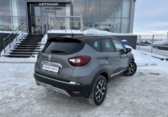 Подержанный автомобиль Renault Kaptur 2017 года (5 фото)
