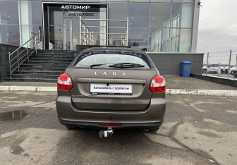 Подержанный автомобиль LADA (ВАЗ) Granta Hatchback 2018 года (6 фото)