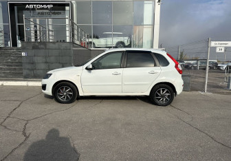 Подержанный автомобиль LADA (ВАЗ) Kalina Hatchback 2013 года (8 фото)