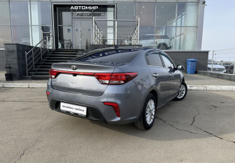 Подержанный автомобиль Kia Rio Sedan 2019 года (5 фото)