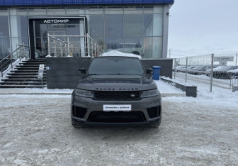 Подержанный автомобиль Land Rover Range Rover Sport 2018 года (2 фото)
