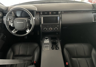 Подержанный автомобиль Land Rover Discovery 2019 года (10 фото)