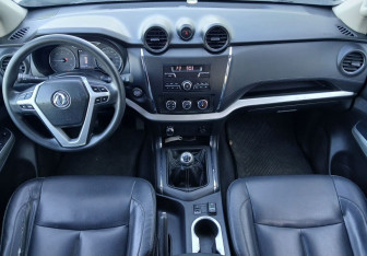 Подержанный автомобиль DongFeng DF6 2022 года (10 фото)