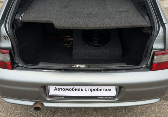 Подержанный автомобиль LADA (ВАЗ) 2112 2008 года (13 фото)