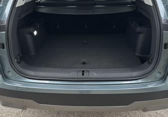 Подержанный автомобиль Jaecoo J7 2024 года (13 фото)