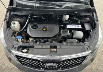 Подержанный автомобиль Kia Sportage 2015 года (13 фото)