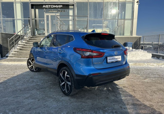 Подержанный автомобиль Nissan Qashqai 2019 года (7 фото)