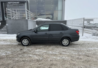 Подержанный автомобиль LADA (ВАЗ) Granta Sedan 2019 года (8 фото)
