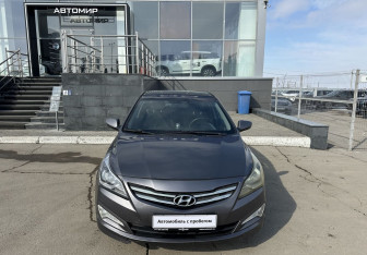 Подержанный автомобиль Hyundai Solaris Sedan 2014 года (2 фото)
