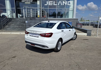 Подержанный автомобиль LADA (ВАЗ) Vesta Sedan 2024 года (5 фото)