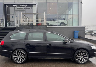 Подержанный автомобиль Volkswagen Passat Wagon 2007 года (4 фото)