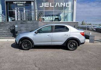 Подержанный автомобиль Renault Logan Sedan 2021 года (8 фото)
