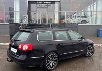 Подержанный автомобиль Volkswagen Passat Wagon 2007 года (5 фото)